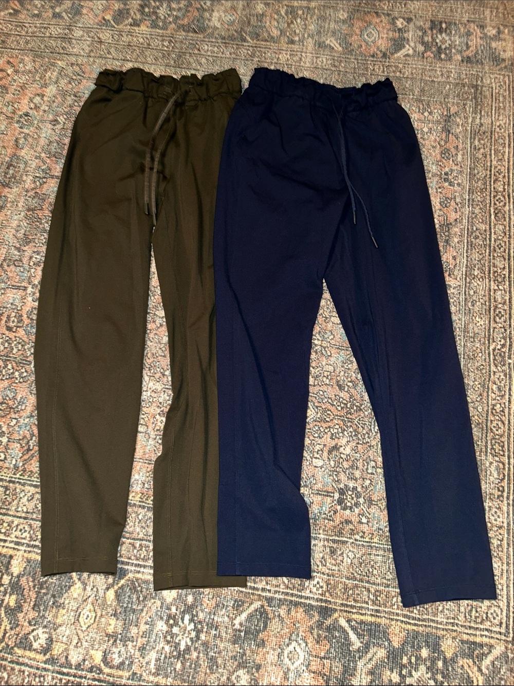 Lululemon drawstring pants
